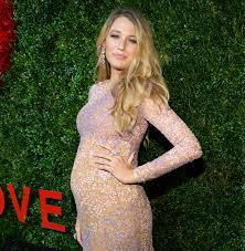 Blake Lively Pregancy Style - d.luxe designs